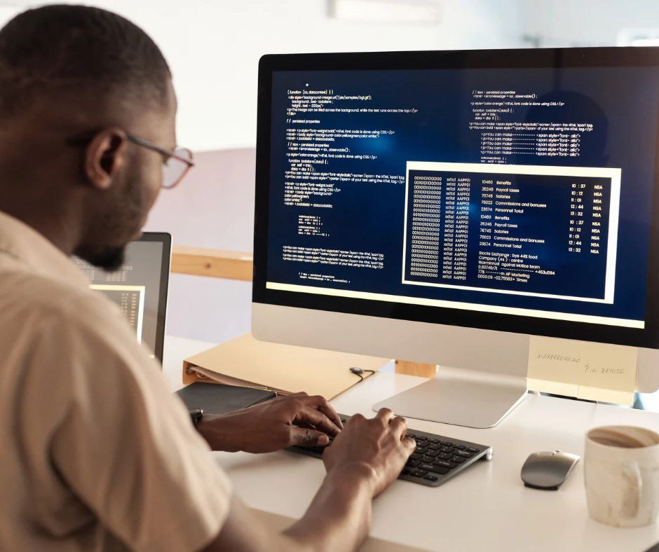 You are currently viewing HOW TO DEVELOP A PROFESSIONAL AND RESPONSIVE WEBSITE